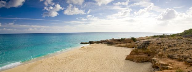 Hot News | Sint Maarten Webcams to Watch at Home | caribbeantravel.com