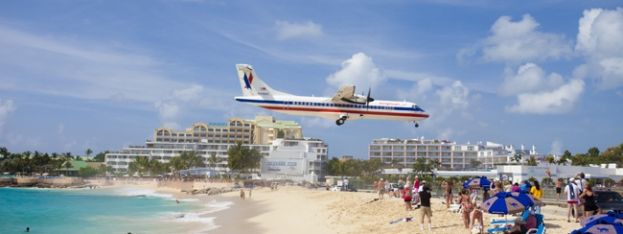 Travel Log | St Maarten Vacation Experience: Touching Airplanes at Sunset Beach Bar | caribbeantravel.com