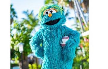 hot-news-beaches-resorts-introduces-first-bilingual-sesame-street-character