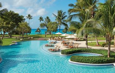 hot-news-playa-resorts-announces-alliance-with-hilton