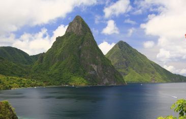 hot-news-saint-lucian-taxi-company-receives-hospitality-assured-certification