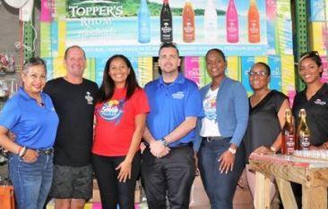 hot-news-saint-martinsint-maarten-wins-big-in-10best-readers-choice-awards