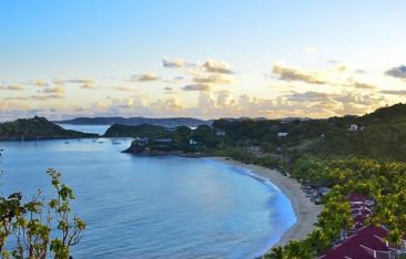 hot-news-visit-antigua-and-barbuda-during-our-2017-year-of-celebrations