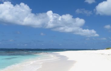 the-caribbean-daily-top-caribbean-beaches-shoal-bay-east-anguilla