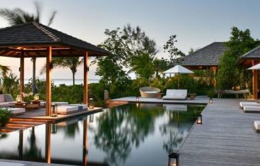 travel-log-dream-big-with-these-splurge-worthy-stays-in-turks-and-caicos