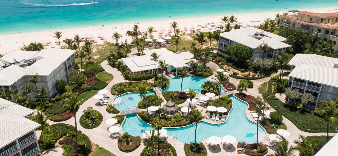 Sibling_resorts_Ocean_Club_and_Ocean_Club_West_are_family-friendly_on_Grace_Bay_Beach_Photo_Credit_Ocean_Club_Resorts